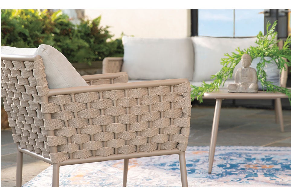Outdoor Rope-Design 4-Piece Furniture Set in Sand color